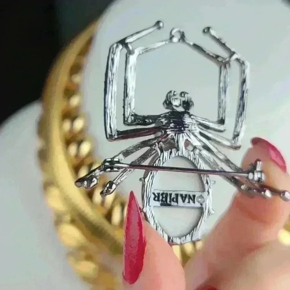 Rare Napier spider rhinestones brooch Silver tone with fuax pearl brown … - Picture 9 of 10